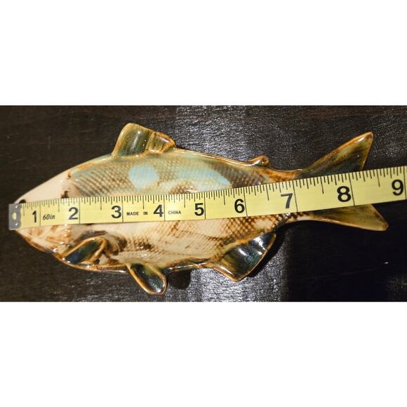 Vintage Fish Shaped Ceramic Ashtray Approx 8.7" Length 3.9" Wide - Picture 3 of 4